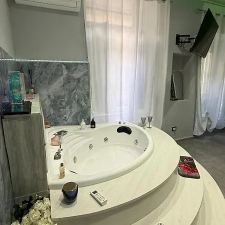 Lulu's House * Неаполь
