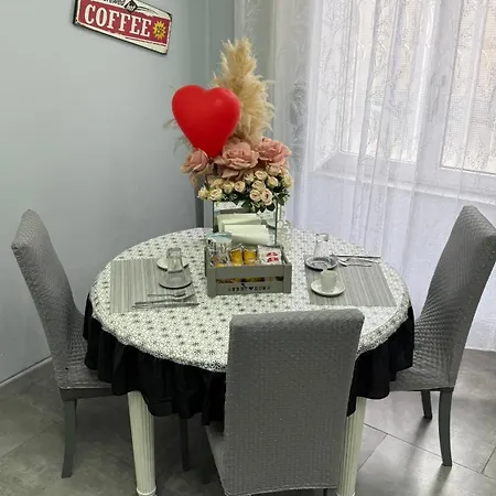 Lulu's House *